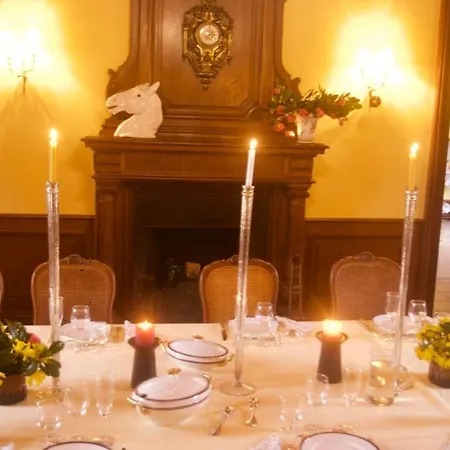 Chateau De Piedouault בית נופש Jallais