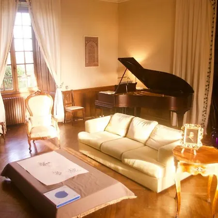 Chateau De Piedouault *