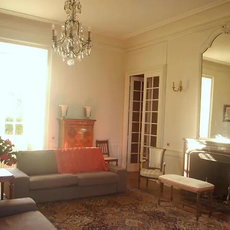 בית נופש Chateau De Piedouault *