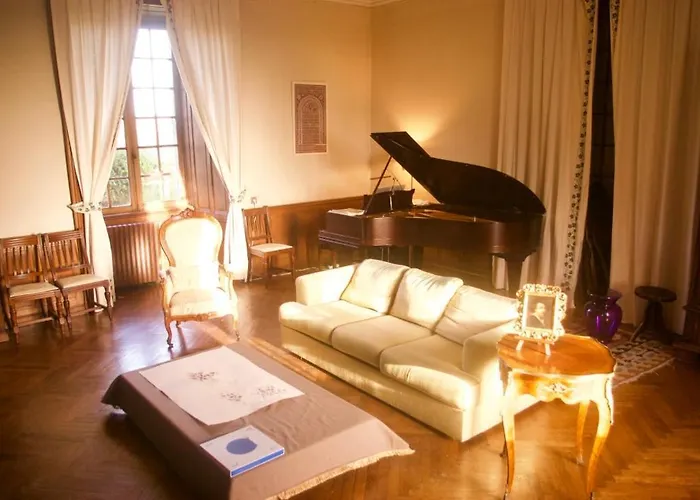 Chateau De Piedouault *