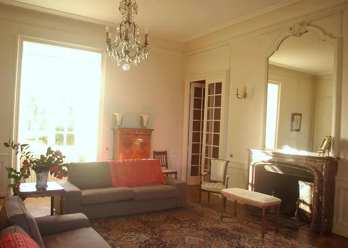 בית נופש Chateau De Piedouault *